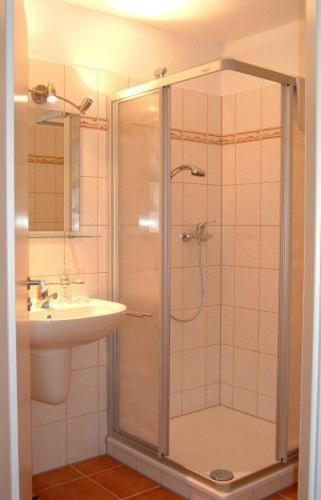 Altes Doktorhaus - Hotel Garni Willingen  Extérieur photo